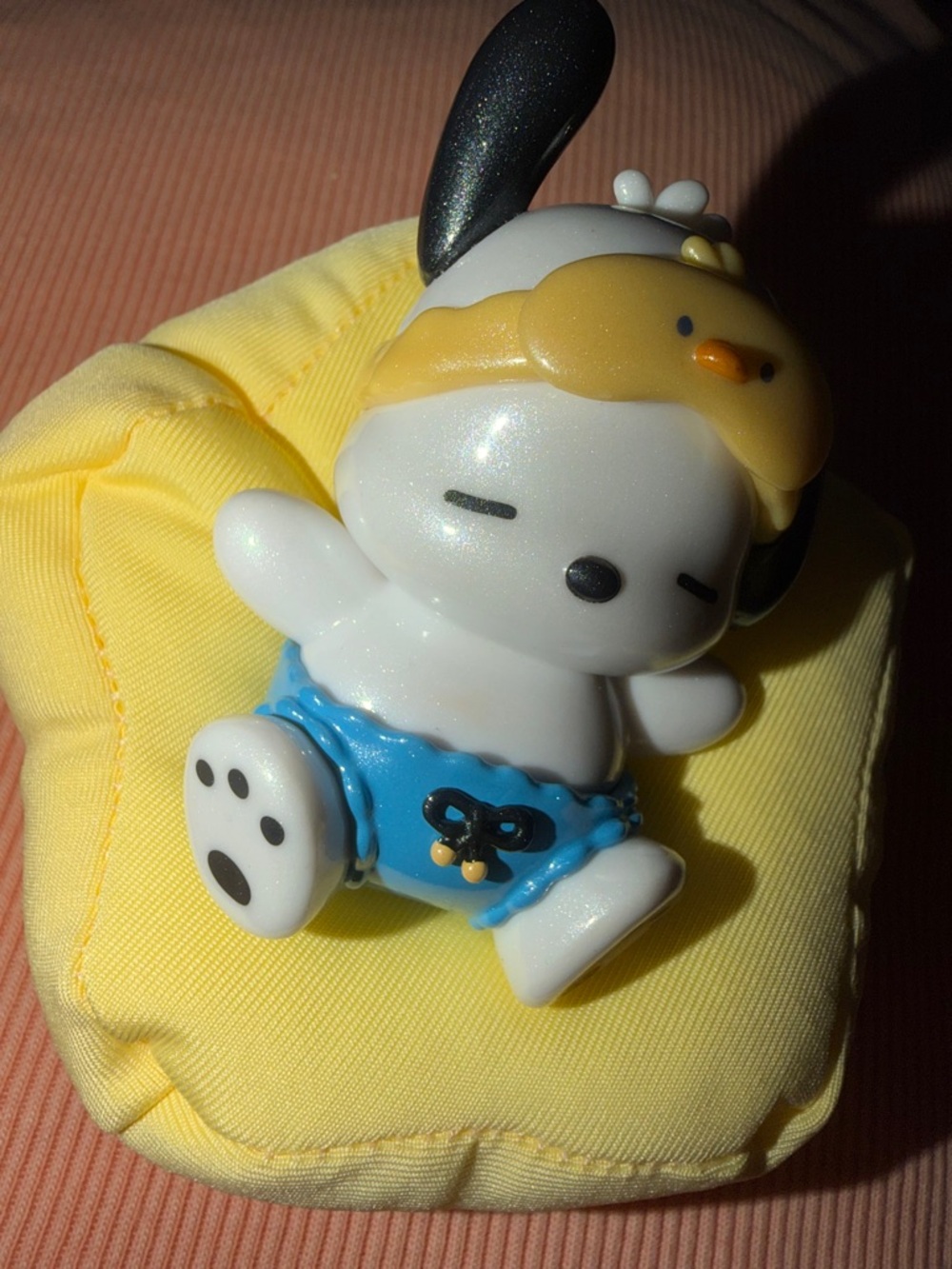 Sanrio Pochacco Soft Sofa Series Figurine.